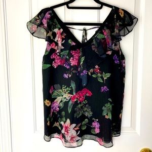 RW&Co Ruffled V-Neck Blouse with Flowered Print